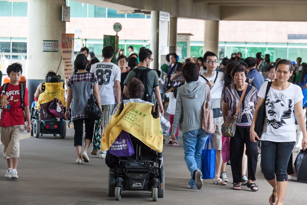 Shatin crowd